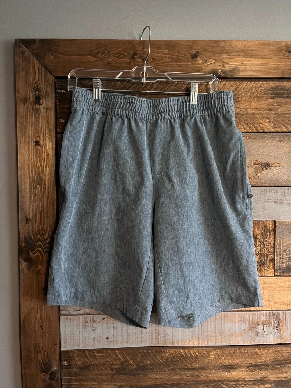 Men's Elastic-Waist Grey Casual Shorts